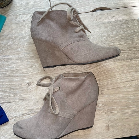 Dolce Vita Brown Wedge Booties - Picture 1 of 7